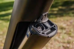 Fazua Ride 50 - Locker PX - Mécanisme De Verrouillage Pour Drivepack (ensemble Batterie/moteur) -Pièces détachées VAE Soldes fazua locker px systeme verrouillage drivepack detail 2 3840x2160