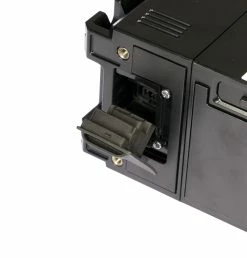 Shimano Steps - Cache Pour Prise De Charge Sur Batterie BT-E8020 -Pièces détachées VAE Soldes shimano steps cache prise charge batterie bt e8020 detail 1 3840x2160